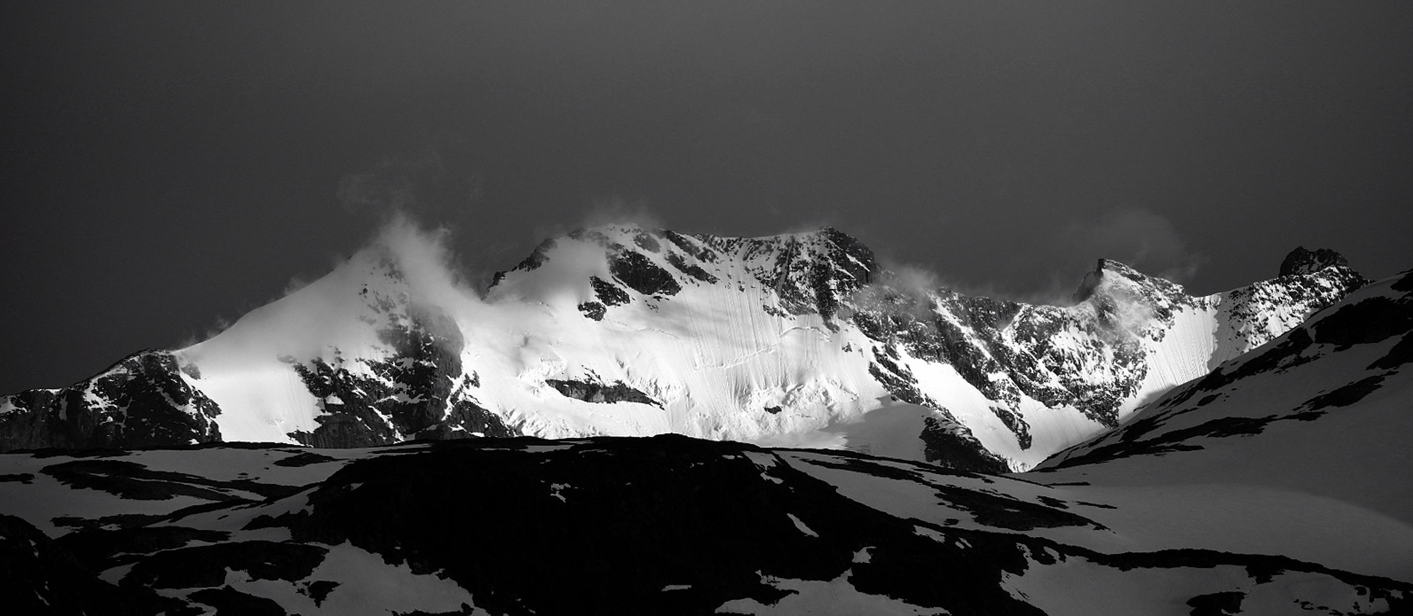 Gjertvasstindane Mountains, Jotunheimen