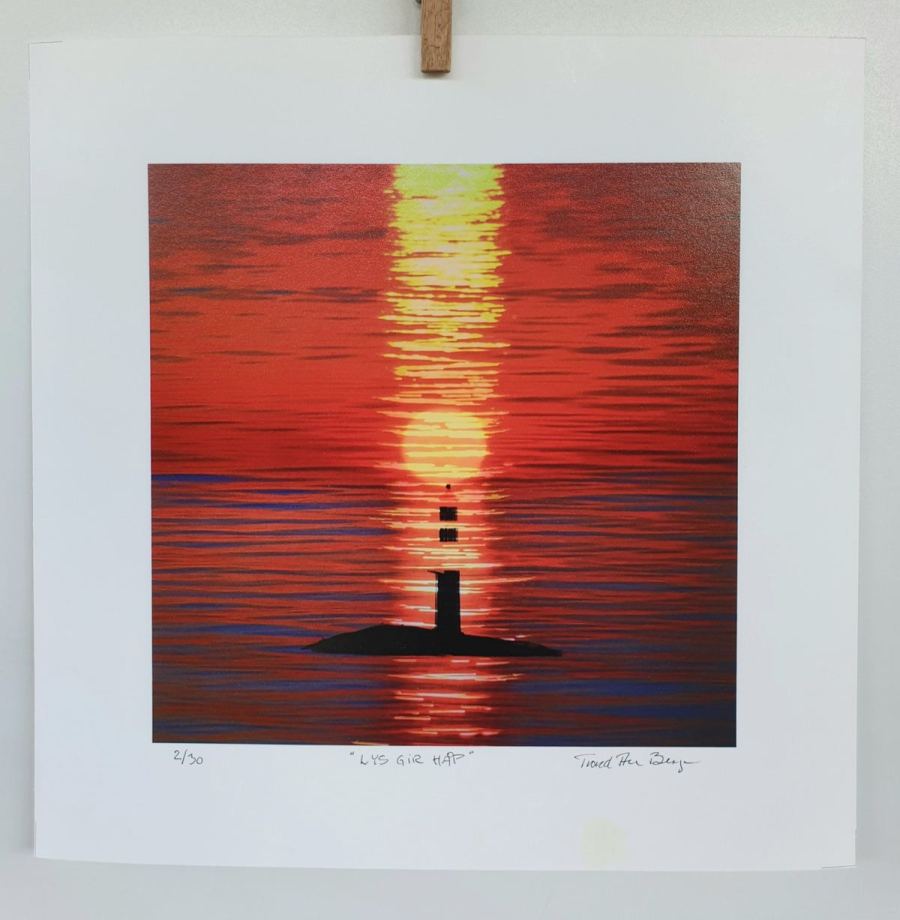 Light Gives Hope
